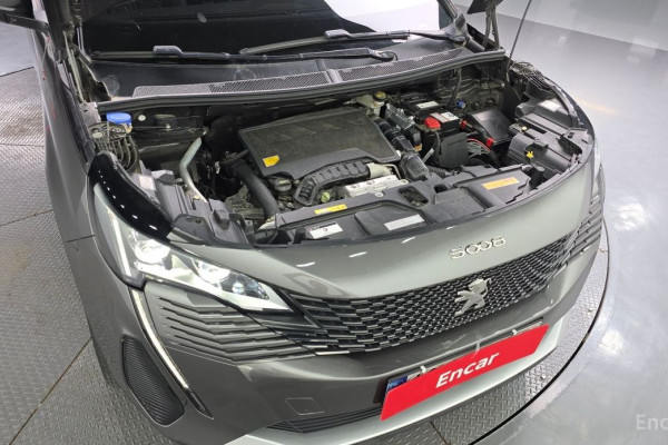 2023 Peugeot 5008 с пробегом 21 836 км