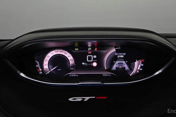 2023 Peugeot 5008 с пробегом 21 836 км