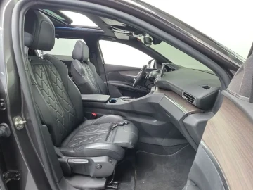 2023 Peugeot 5008 с пробегом 21 836 км