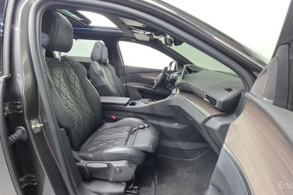 2023 Peugeot 5008 с пробегом 21 836 км