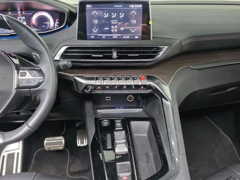 2023 Peugeot 5008 с пробегом 21 836 км