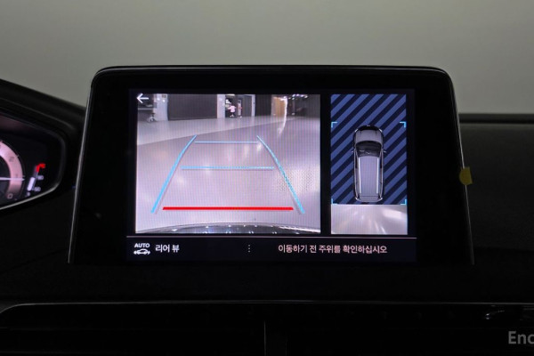 2023 Peugeot 5008 с пробегом 21 836 км