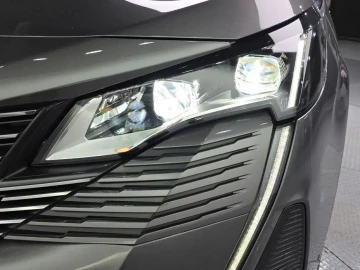 2023 Peugeot 5008 с пробегом 21 836 км