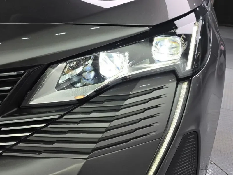 2023 Peugeot 5008 с пробегом 21 836 км