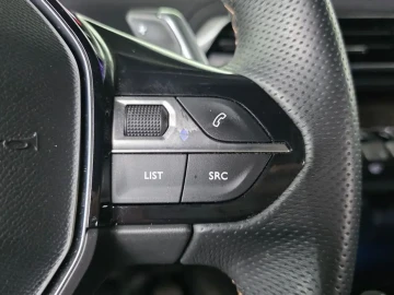 2023 Peugeot 5008 с пробегом 21 836 км