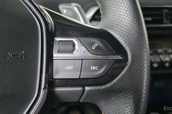 2023 Peugeot 5008 с пробегом 21 836 км