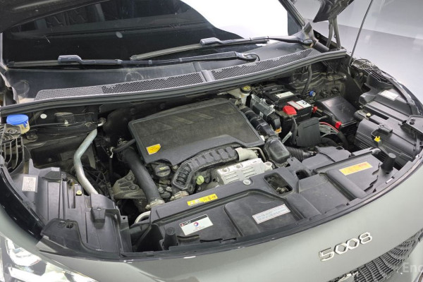 2023 Peugeot 5008 с пробегом 21 836 км