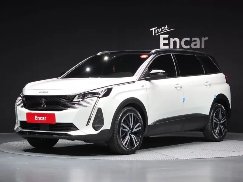 2024 Peugeot 5008 с пробегом 9 960 км