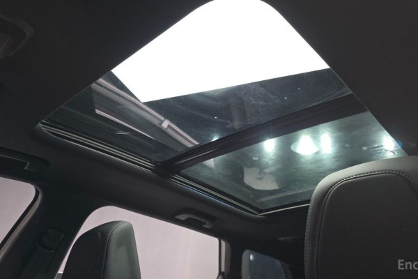 2024 Peugeot 5008 с пробегом 9 960 км