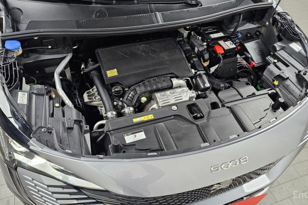 2024 Peugeot 5008 с пробегом 25 448 км