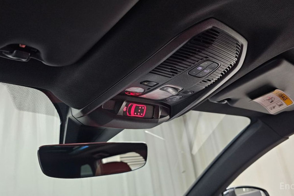 2024 Peugeot 5008 с пробегом 25 448 км