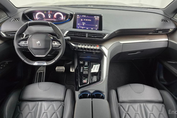 2024 Peugeot 5008 с пробегом 15 159 км