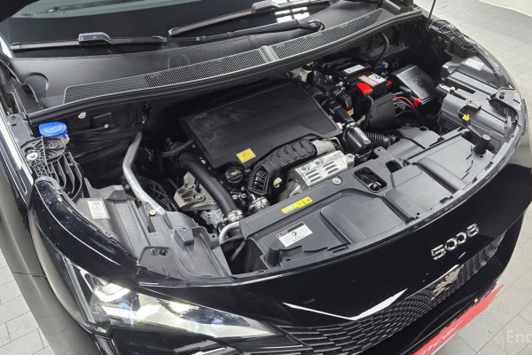 2024 Peugeot 5008 с пробегом 15 159 км