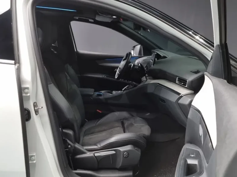 2021 Peugeot 5008 с пробегом 88 362 км
