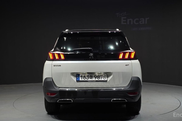 2022 Peugeot 5008 с пробегом 32 728 км