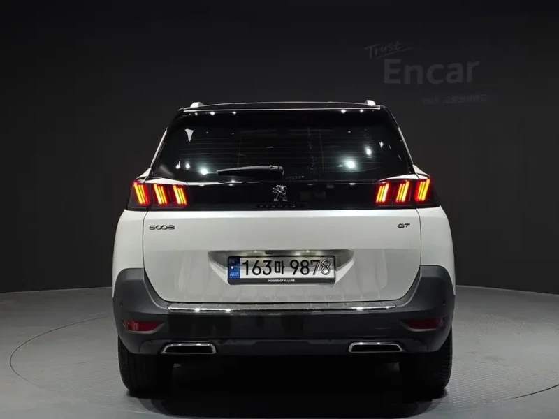 2022 Peugeot 5008 с пробегом 32 728 км