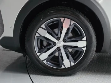 2022 Peugeot 5008 с пробегом 32 728 км