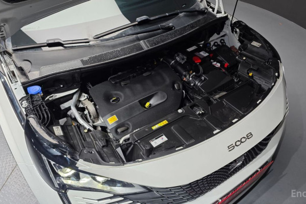 2022 Peugeot 5008 с пробегом 32 728 км