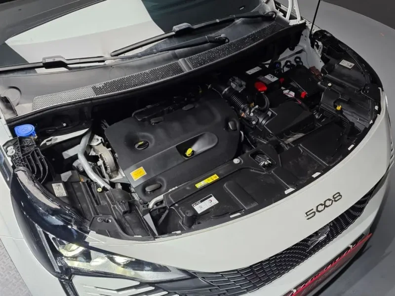 2022 Peugeot 5008 с пробегом 32 728 км