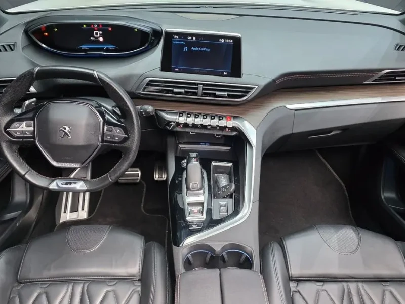 2022 Peugeot 5008 с пробегом 32 728 км