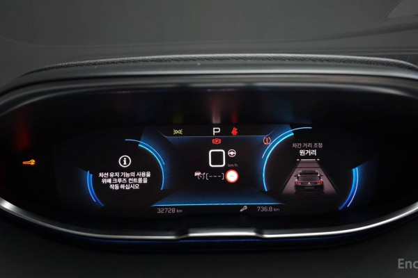 2022 Peugeot 5008 с пробегом 32 728 км