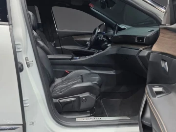 2022 Peugeot 5008 с пробегом 32 728 км