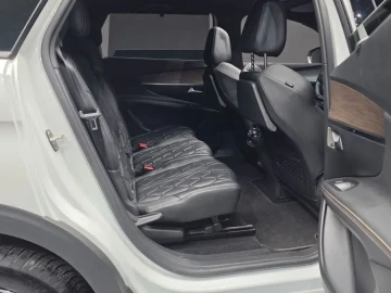 2022 Peugeot 5008 с пробегом 32 728 км