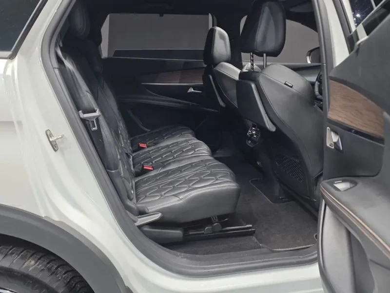 2022 Peugeot 5008 с пробегом 32 728 км