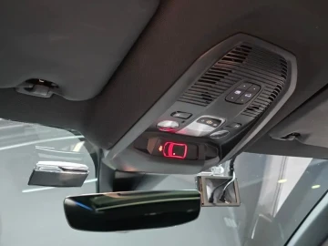 2022 Peugeot 5008 с пробегом 32 728 км