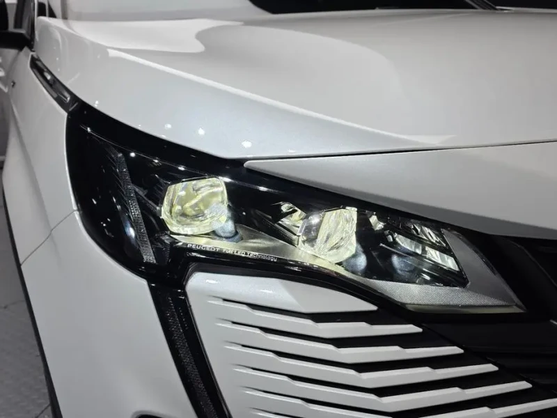 2022 Peugeot 5008 с пробегом 32 728 км