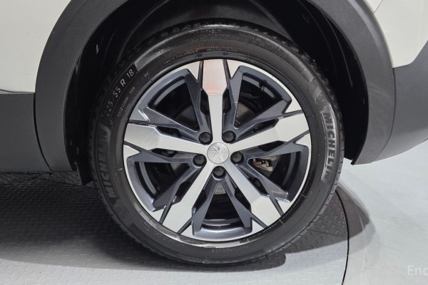 2022 Peugeot 5008 с пробегом 32 728 км