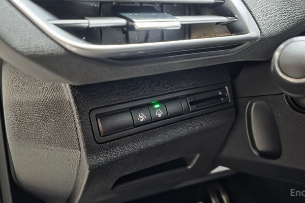 2022 Peugeot 5008 с пробегом 32 728 км