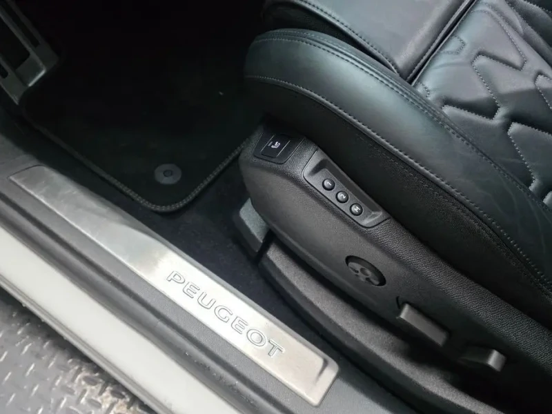 2022 Peugeot 5008 с пробегом 32 728 км