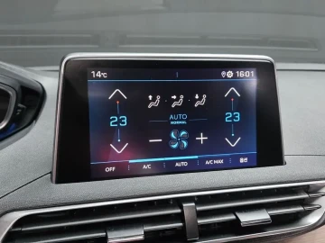 2022 Peugeot 5008 с пробегом 32 728 км