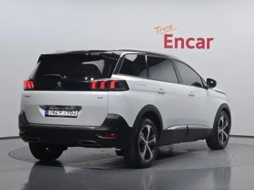 2022 Peugeot 5008 с пробегом 111 776 км