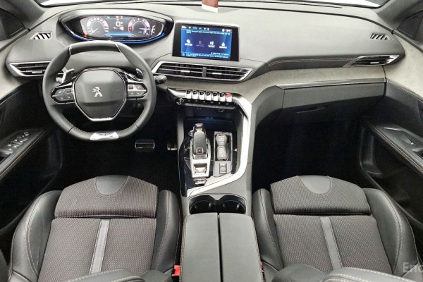 2022 Peugeot 5008 с пробегом 111 776 км