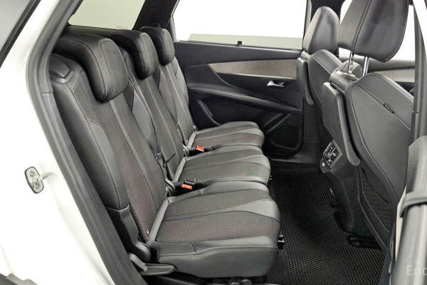 2022 Peugeot 5008 с пробегом 111 776 км