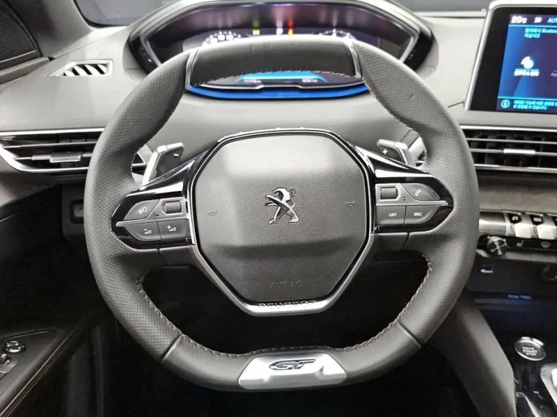 2022 Peugeot 5008 с пробегом 111 776 км