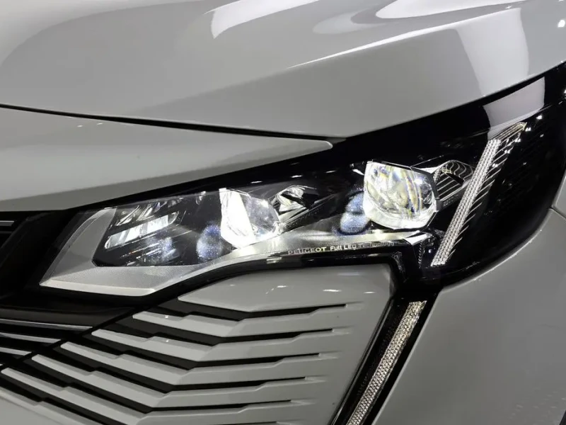 2022 Peugeot 5008 с пробегом 111 776 км