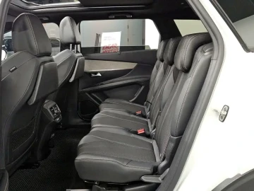 2022 Peugeot 5008 с пробегом 111 776 км