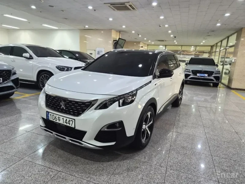 2021 Peugeot 5008 с пробегом 30 196 км