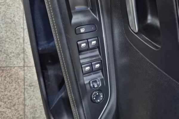 2021 Peugeot 5008 с пробегом 30 196 км