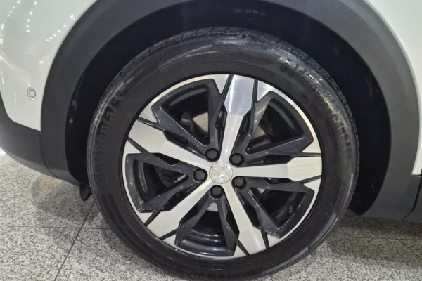 2021 Peugeot 5008 с пробегом 30 196 км