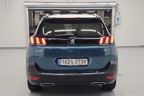 2021 Peugeot 5008 с пробегом 104 108 км