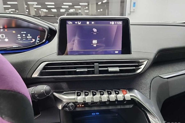 2021 Peugeot 5008 с пробегом 104 108 км