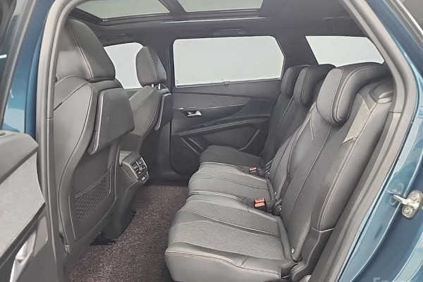 2021 Peugeot 5008 с пробегом 104 108 км