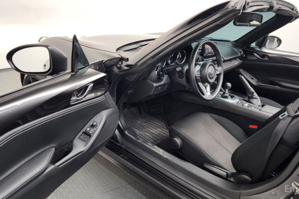 2021 Mazda MX-5 с пробегом 28 295 км