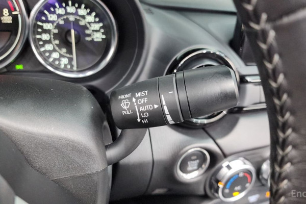 2021 Mazda MX-5 с пробегом 28 295 км