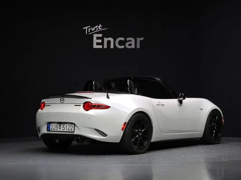 2021 Mazda MX-5 с пробегом 20 640 км