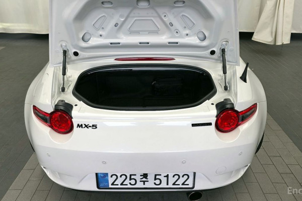 2021 Mazda MX-5 с пробегом 20 640 км